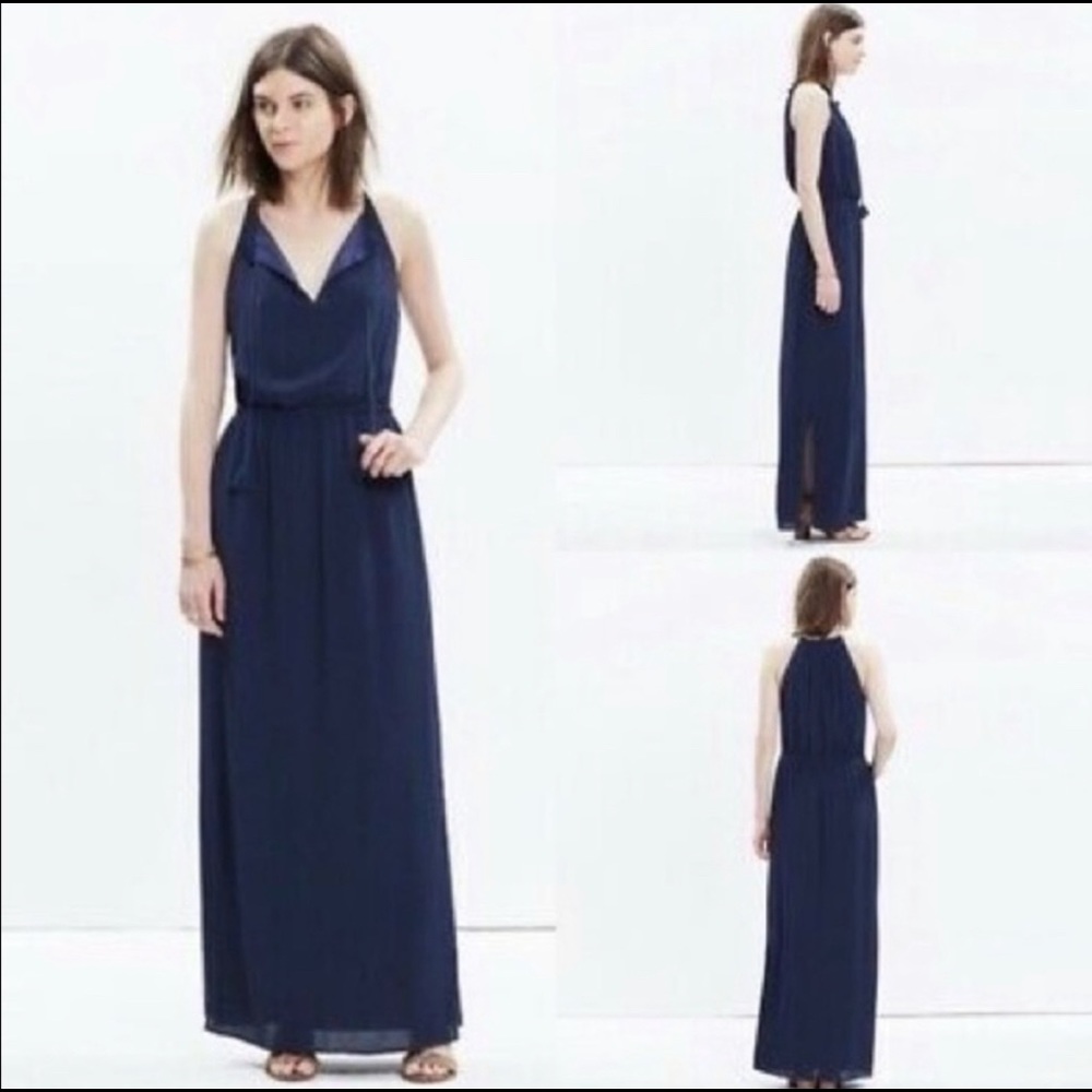 Maxi navy dress